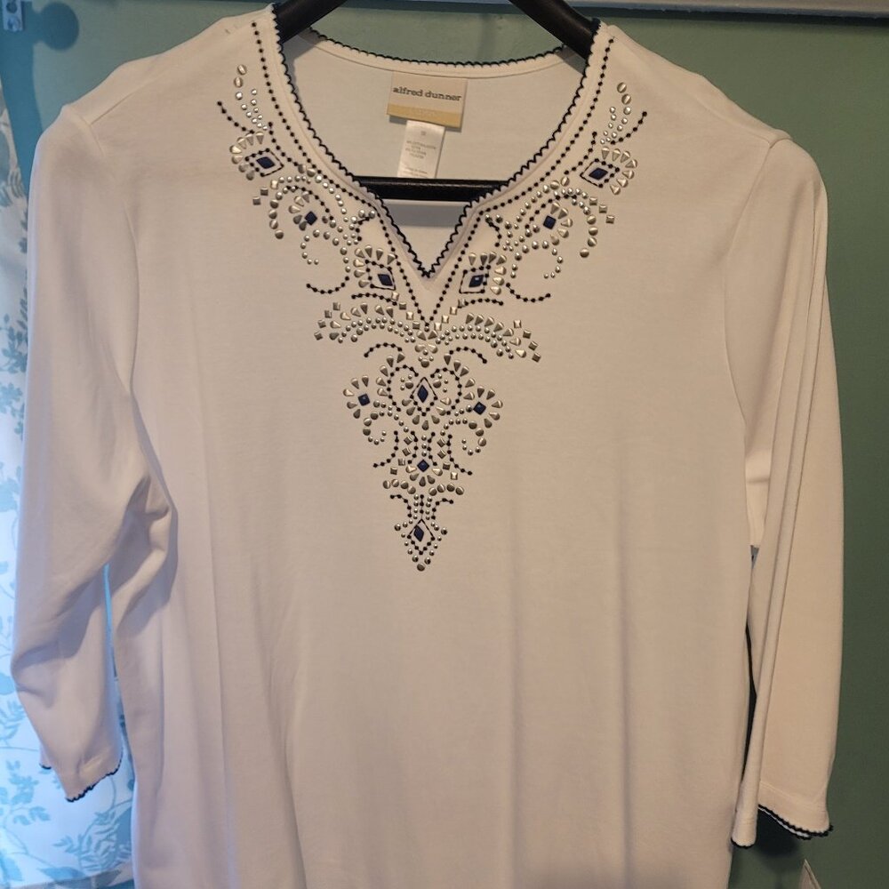 NWT Alfred Dunner 3/4 Sleeve Top
